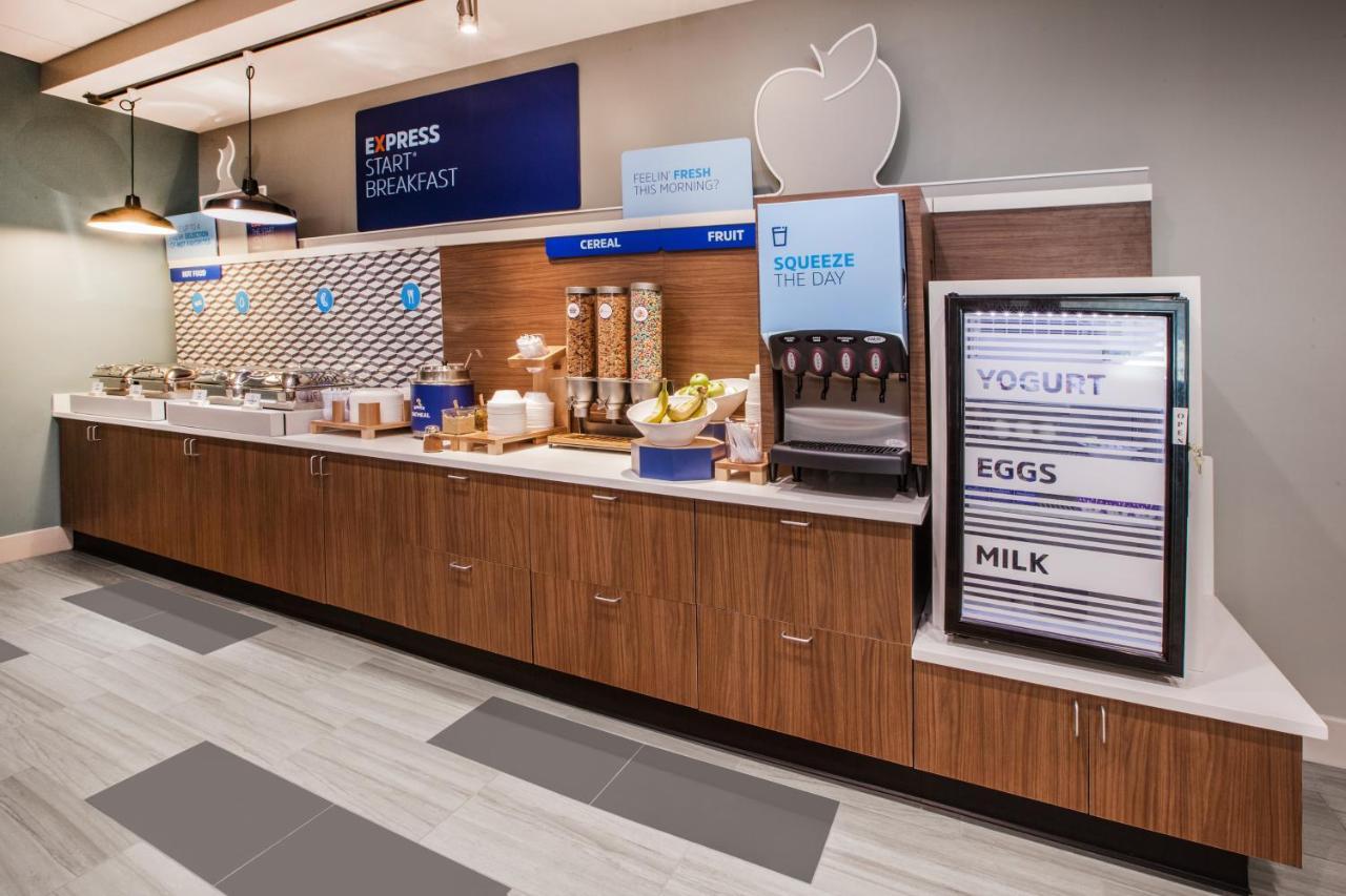 Holiday Inn Express & Suites - Canton By Ihg מראה חיצוני תמונה